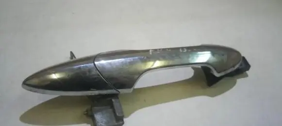 Honda FR-V Front door exterior handle