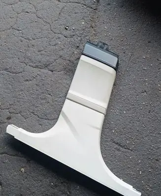 BMW 6 F06 Gran coupe (B) pillar trim (bottom) 105079512C