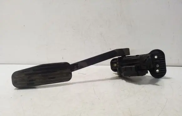 Volvo S60 Accelerator throttle pedal 30636004