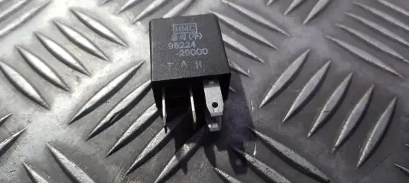 Hyundai Lantra II Other relay 9522429000 95224-29000