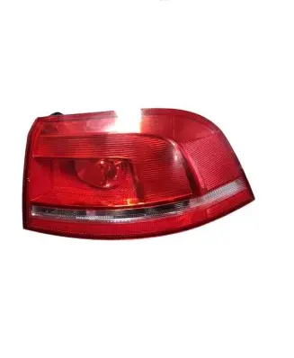 Volkswagen PASSAT B7 Rear/tail lights 3AF945096C
