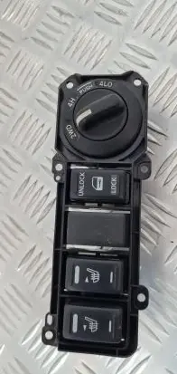 Nissan Navara D40 Differential lock switch 