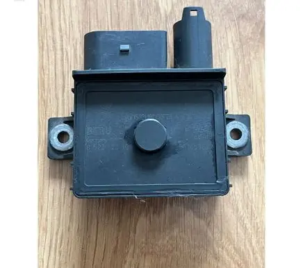 BMW 3 E90 E91 Glow plug pre-heat relay 7786821