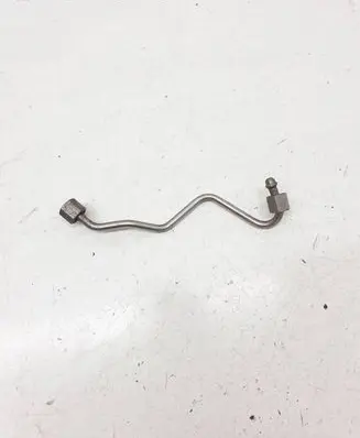 Fuel injector supply line/pipe