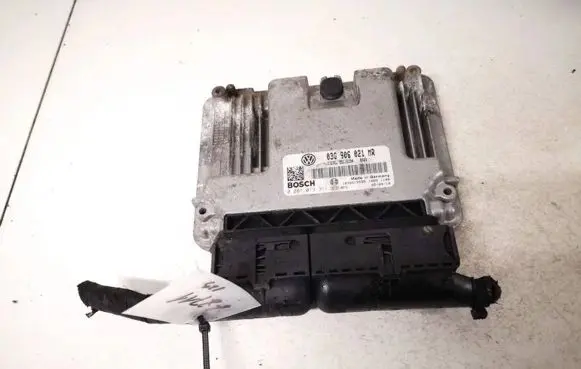 Volkswagen PASSAT B6 Engine control unit/module 03g906021mr 0281013311