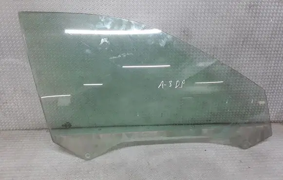 Audi A3 S3 8L Front door window glass four-door