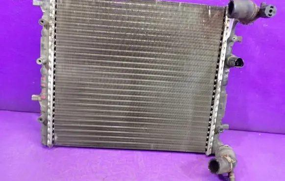 Skoda Fabia Mk1 (6Y) Coolant radiator 6Q0121253J
