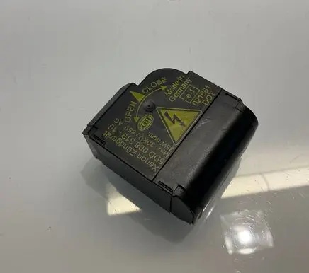 Mercedes-Benz E W211 Headlight ballast module Xenon 5DD00831910
