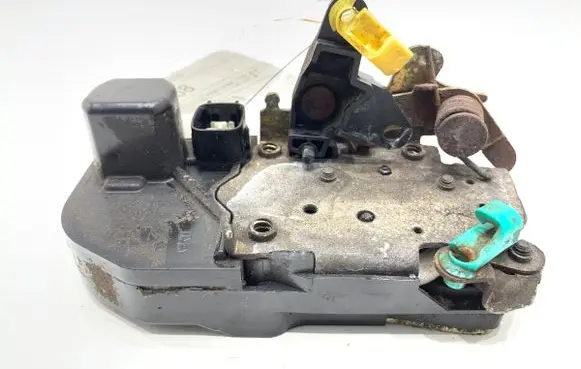 Chrysler 300 - 300C Front door lock