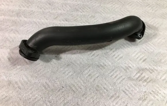Volvo XC60 Intercooler hose/pipe 31492218