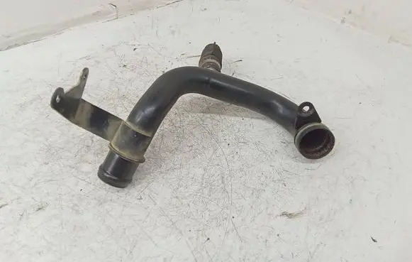 Volkswagen Touareg II Engine coolant pipe/hose 059121071BF