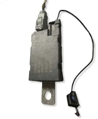 Citroen DS5 Aerial antenna amplifier 9673844580 20130415 920063009