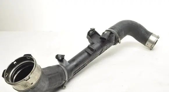 Volvo S90, V90 Intercooler hose/pipe 31657758
