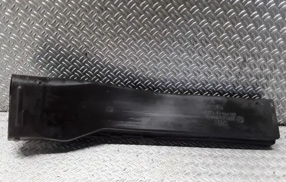 Volkswagen Phaeton Air intake duct part 3D0129617H