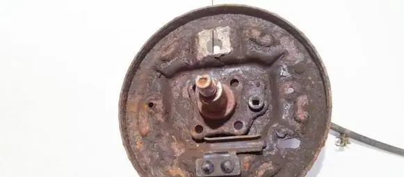 Suzuki Swift I Stub axle 