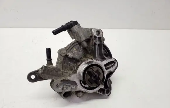 Ford Kuga I Vacuum pump 7021390500 9673836180