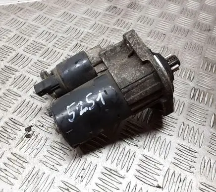 Volkswagen Golf IV Starter motor