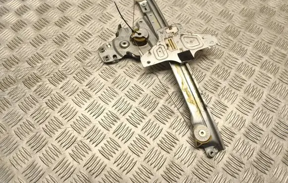 Citroen C5 Rear window lifting mechanism without motor 