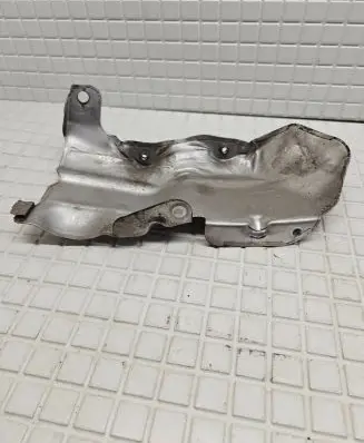 Opel Insignia A Exhaust heat shield