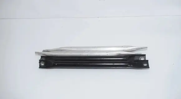 BMW 5 F10 F11 Other engine bay part 7180317 7180318 7180316