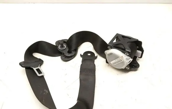 BMW X5 E70 Front seatbelt 62716104209 11B2111P0426F S2716104209K