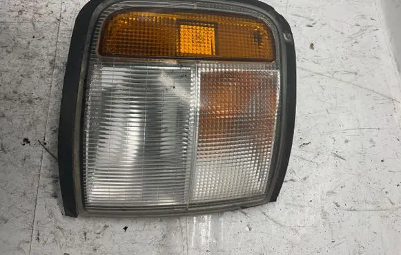 Opel Monterey Front indicator light