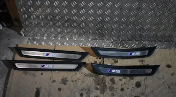 BMW M5 F90 Thresholds for All-terrain vehicles 