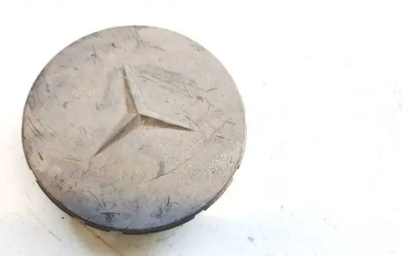 Mercedes-Benz CLC CL203 Original wheel cap A1714000025