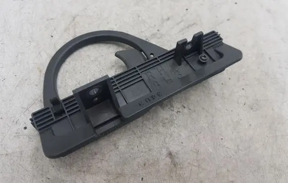 Cup holder front