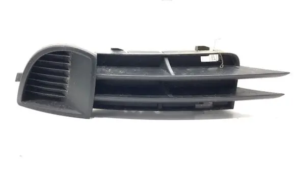 Front bumper lower grill