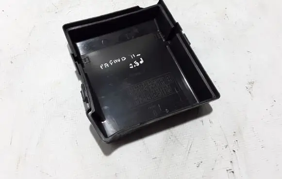 Nissan Pathfinder R51 Fuse box set 243825X21A