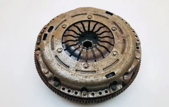Audi Q3 8U Dual mass flywheel 06J141025F 06J105266AL