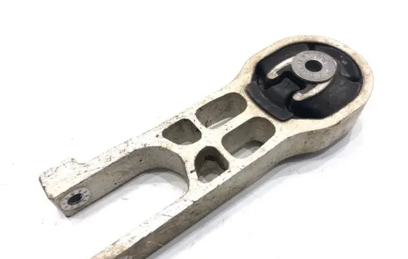 Peugeot 208 Engine mounting bracket 9826527880