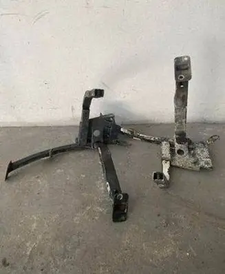 Audi A8 S8 D2 4D Front bumper mounting bracket 4E0821138E