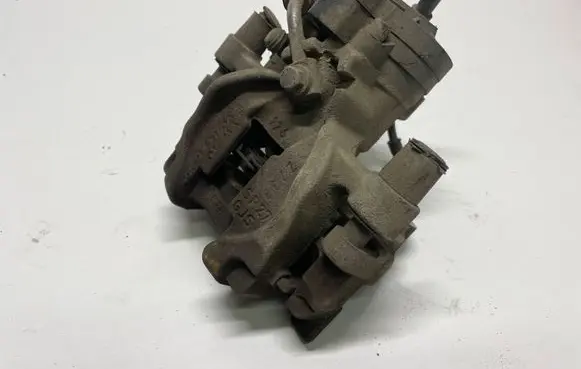 Volkswagen Touran III Master brake cylinder