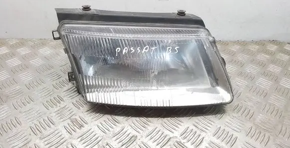 Volkswagen PASSAT B5 Headlight/headlamp