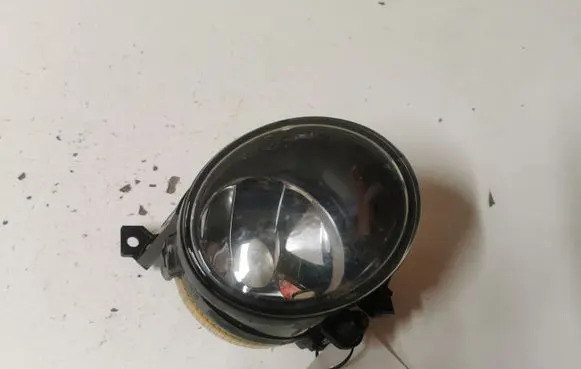 Volkswagen Touran I Front fog light 27128800