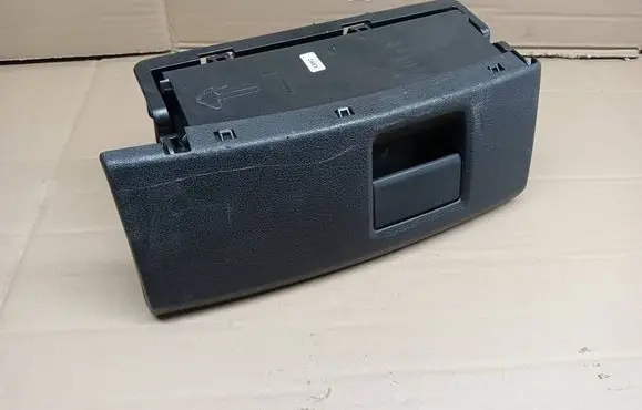 Audi A6 S6 C7 4G Glove box 8K0882601B 4495606 4436296