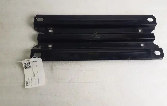 Maserati Levante Muffler mount bracket/holder A1776161900