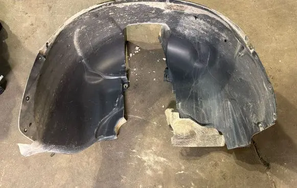 Volvo XC70 Front wheel arch liner splash guards 30678551