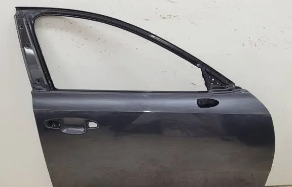 KIA Stinger Front door