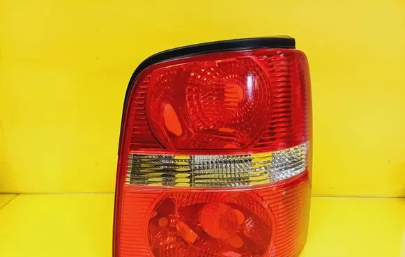 Volkswagen Touran I Rear/tail lights