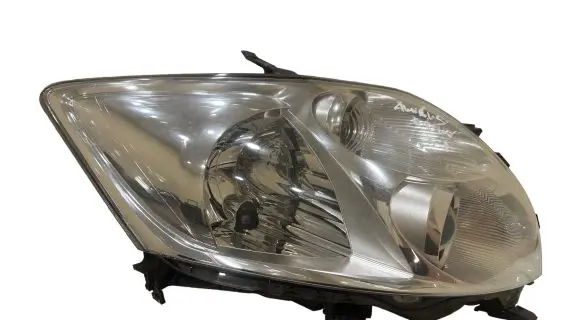 Toyota Auris 150 Headlight/headlamp 8111002490 89901947 89901361