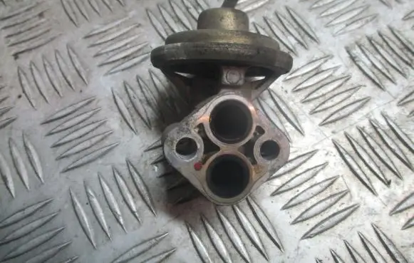 Mitsubishi Lancer EGR valve