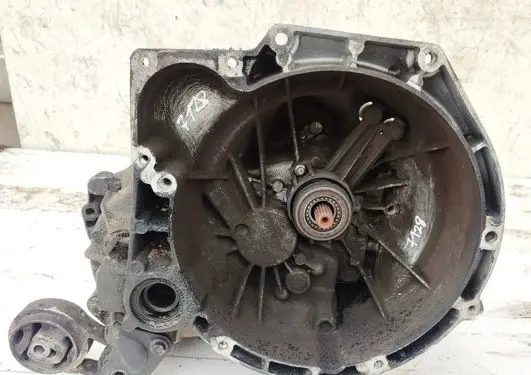 Mazda 2 Manual 5 speed gearbox 2N1R7002 2N1R7F096