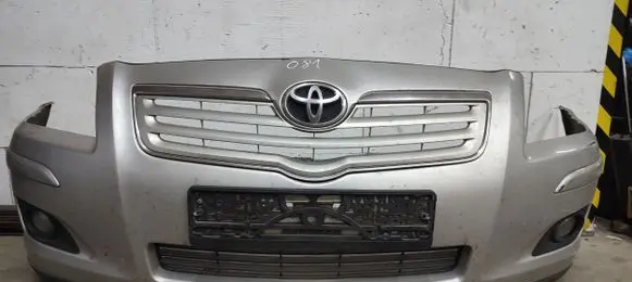 Toyota Avensis T250 Front bumper