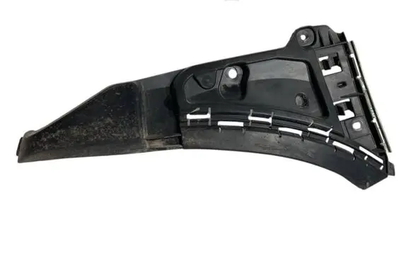 Volvo XC90 Front bumper mounting bracket 08620563