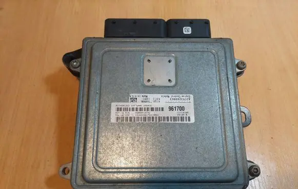 Dodge Caliber Engine control unit/module ECU P68000107AD 961700 8960736902V