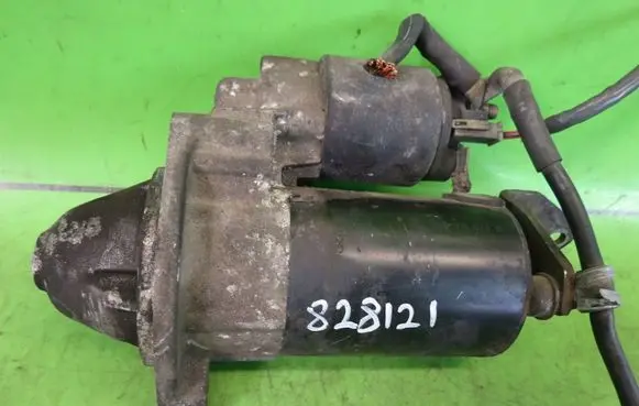 Volkswagen PASSAT B4 Starter motor