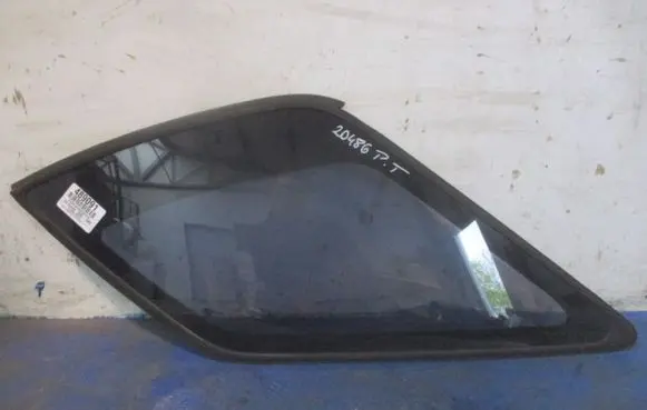 KIA Sorento Rear side window